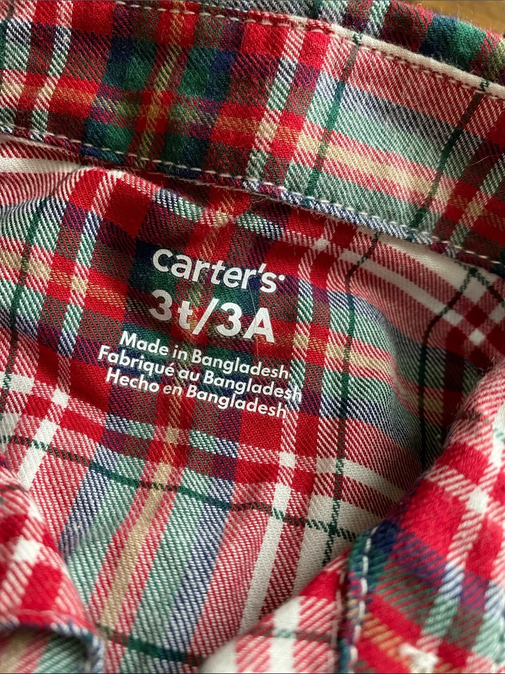 NWT CARTER’s button down plaid shirt size toddler boy 3T